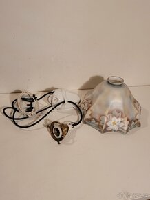 stará porcelánová stahovačka, malované stínidlo - 5
