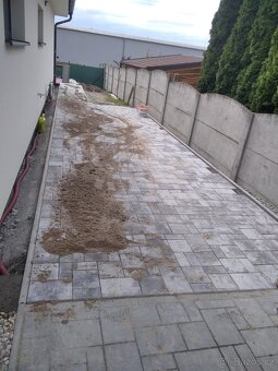 Zemní práce s kontejnery - 5