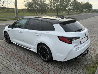 TOYOTA Corolla 2.0 HEV GR Sport - 5