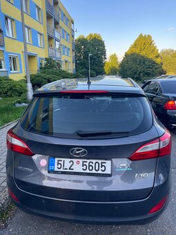 Hyundai i30 1.6i 88kW, r.v. 2016 - 5