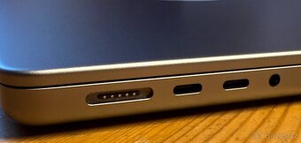 Apple MacBook Pro 14" M3 US 2023 8GB 1TB Vesmírně šedý DPH - 5