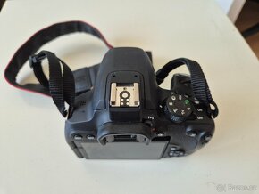 CANON EOS 850D + 75-300 IS USM + 18-55mm IS + 18-135mm IS - 5