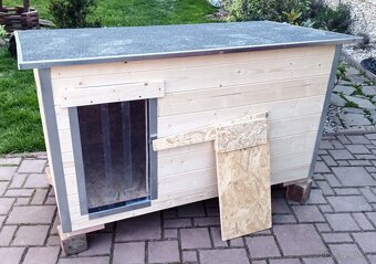 Psí bouda s krytinou, přepážkou a zástěnou, 6 velikostí - 5