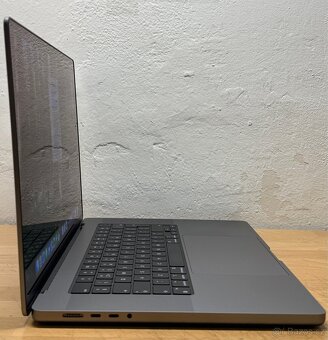 MacBook Pro 16” 2021 CTO /32GB RAM/1TB SSD/Záruka - 5