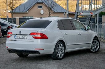 Škoda Superb 2.0 TDI CR 170k Elegance DSG - 5