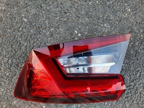 Škoda Karoq zadni pravé světlo - 5