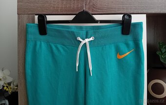 Nike dámské sportovní carpi kalhoty tepláky vel. S/M nové - 5