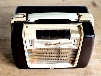 Rádio Tesly Rekreant, typ 3103AB - 5
