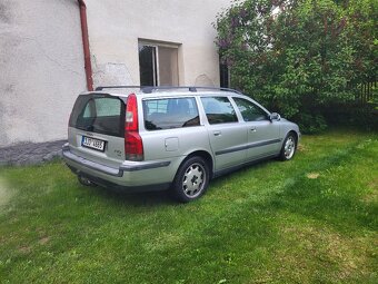 Prodám Volvo V70 D5 2.4 diesel automat 2002 120kw - 5