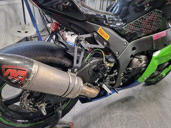 Kawasaki ZX10R podvozek 2013, motor 2016 - 5