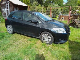 Toyota Auris - 5