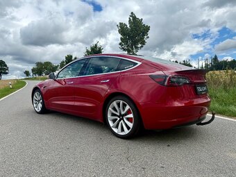 Tesla Model 3 Performance - 5