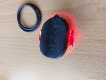 SIGMA světlo set:  BUSTER 300 + NUGGET II. FLASH - 5