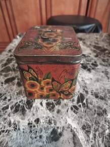 Starožitná plechovka. - 5