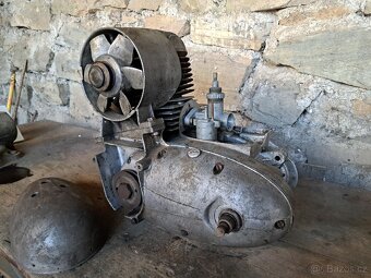 Motor ČZ 175 Prase - 5