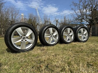 Originál alu kola Škoda Ilias - TOP stav, letní pneu - 5