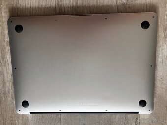 MacBook Air 13" (2017) - 5