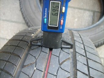 letní pneu Yaris Bridgestone 175.65.15 90% - 5