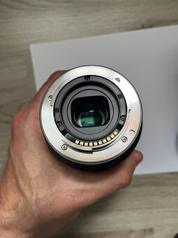 Objektiv Sony 18-105 mm F4 G OSS - 5