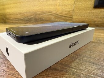APPLE iPhone 13 256GB Midnight Black - 5