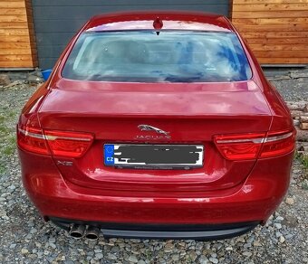 Jaguar XE 2.0D Performance - 5