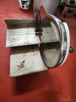 Nářezový stroj - 5