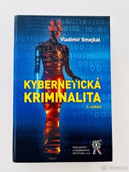 Odborné knihy – kybernetická bezpečnost / kriminalita - 5