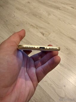 Apple iPhone 7 Gold 32gb,1.Majitel - 5