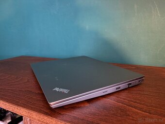 Lenovo ThinkPad E490 i7, 8GB, 256 GB SSD + 1 TB - 5