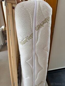 Postel - rám na vyvýšené podium - 5