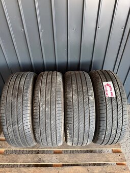 Prodám 215/60/16 - 5