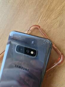 Samsung Galaxy S10e - 5