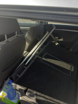 VW Golf - 5