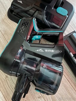 Tyčový vysavač ETA Superssonic Watch H2O - 5