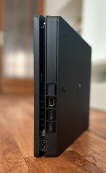 Sony Playstation 4 Slim (CUH-2116A) 500 GB černá - 5