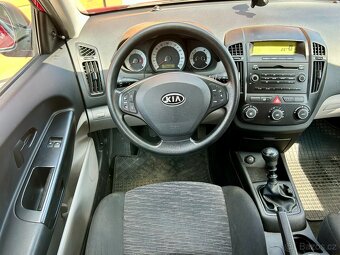 Kia Ceed 1.6 CRDi 170 000 km, původ ČR 1.maj., tažné, nosič. - 5