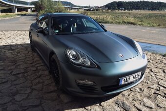 Porsche Panamera 4S 4.8 V8 - 5