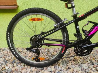 Značkové dětské kolo SPECIALIZED 24" (černá/fialová) - 5