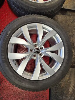 Orig.285/45 R20 VW Touareg III-Montero 760601025C DOT1124 - 5