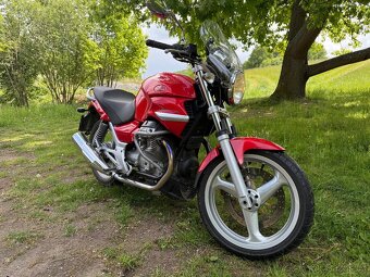 Moto Guzzi Breva 750 - 5