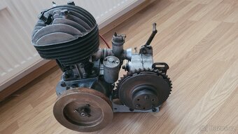 Motor Jawa 250 Speciál, Horská, se setrvačníkem - 5