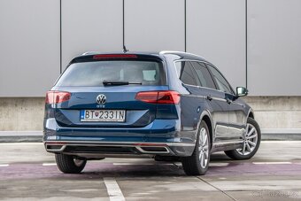 Volkswagen Passat Variant GTE Hybrid 160 kW - 43tis km - 5