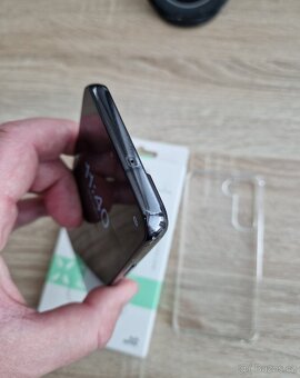 Samsung Galaxy S22 Black Top Stav - 5