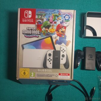 NINTENDO SWITCH OLED - 5