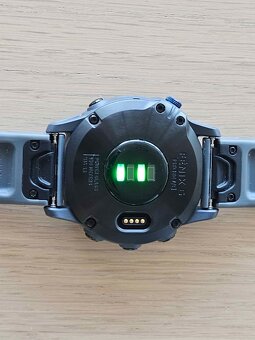 Garmin Fenix 6 Pro Solar (47mm) Černá s šedým páskem - 5