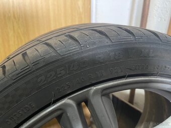 Prodám alu kola 19” s pneu SYRON Performance 235/35 R19 - 5