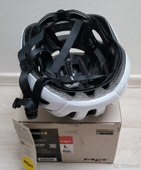 Nová helma MET Rivale MIPS vel. 58-61 - 5