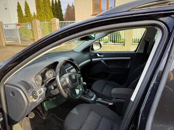 Octavia2 facelift 160tkm 2010 - 5