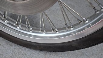 SUZUKI VS 800 INTRUDER - 5