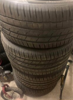 Pneu BMW X5/X6 - 5